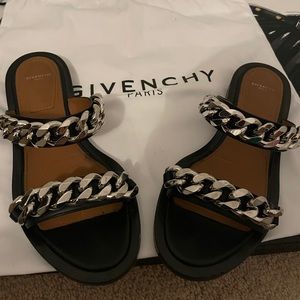 AUTHENTIC GIVENCHY SIGNATURE CHAIN SANDALS